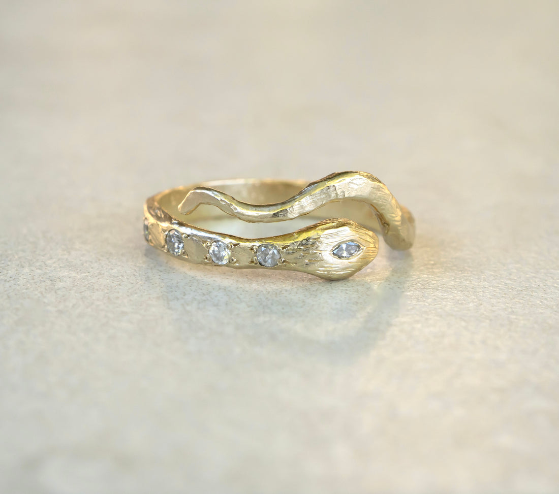 Serpent snake ring, 14k Gold with diamonds - Salt and Pepper Diamond Ring- mossNstone