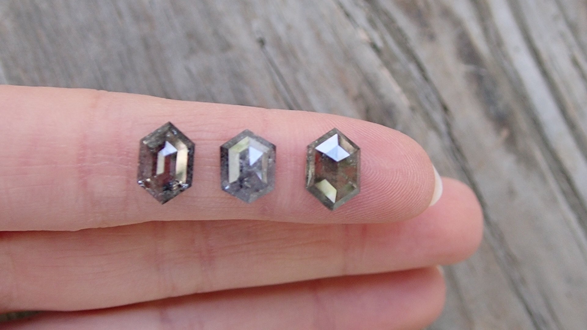 Diamond Viewing • Elongated Hexagon Selections