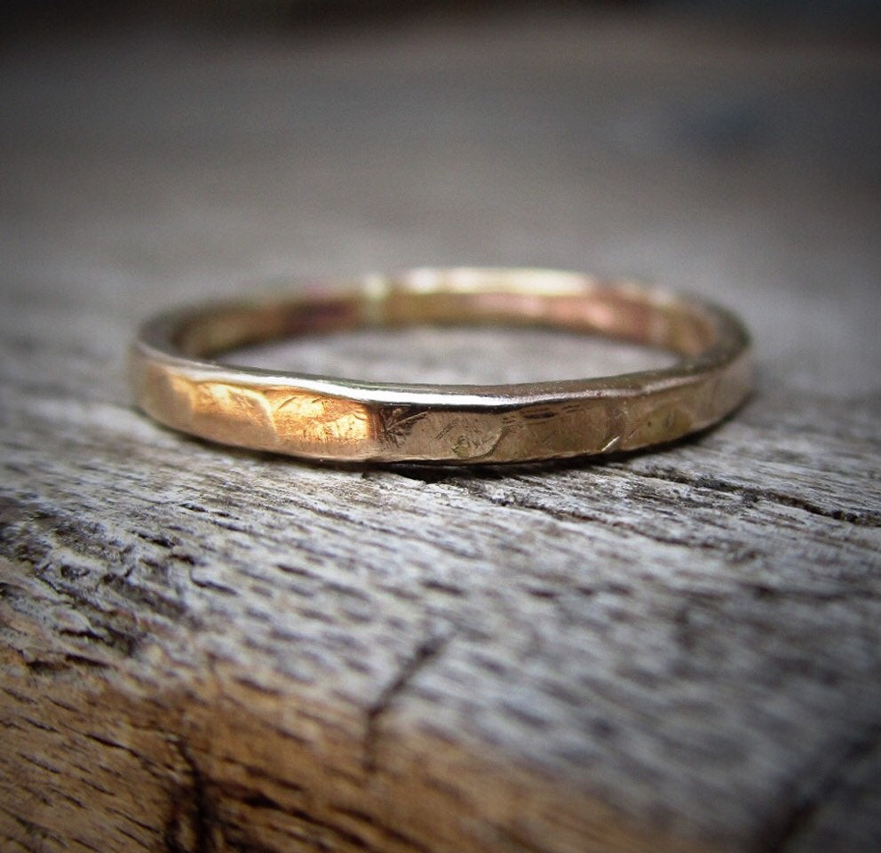 Hammered Band - Salt and Pepper Diamond Ring- mossNstone
