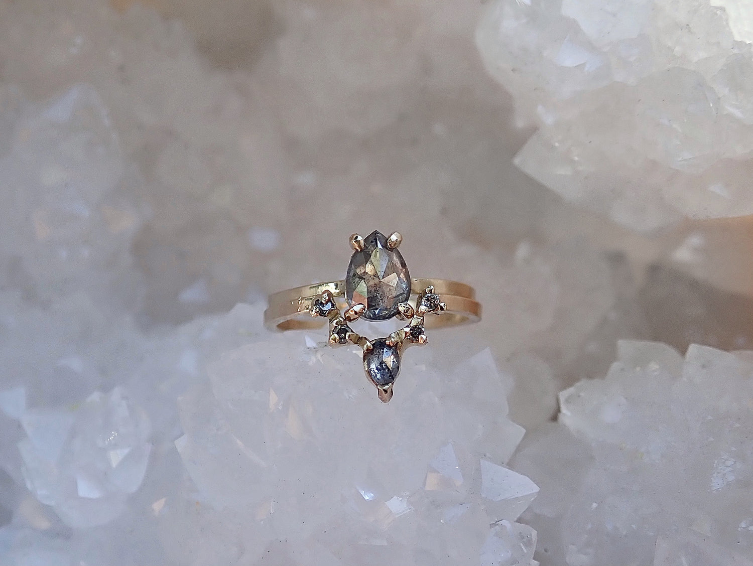 Inverted Diamond Crown Ring - Salt and Pepper Diamond Ring- mossNstone