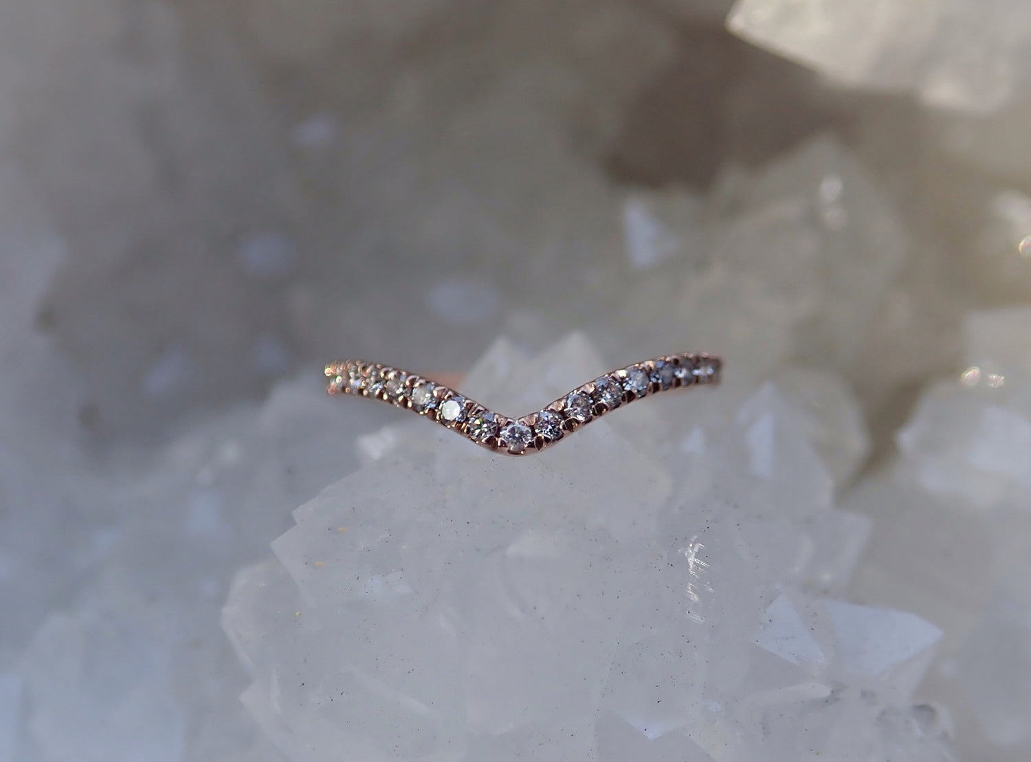 Pavé Chevron Diamond Wedding Band - Salt and Pepper Diamond Ring- mossNstone