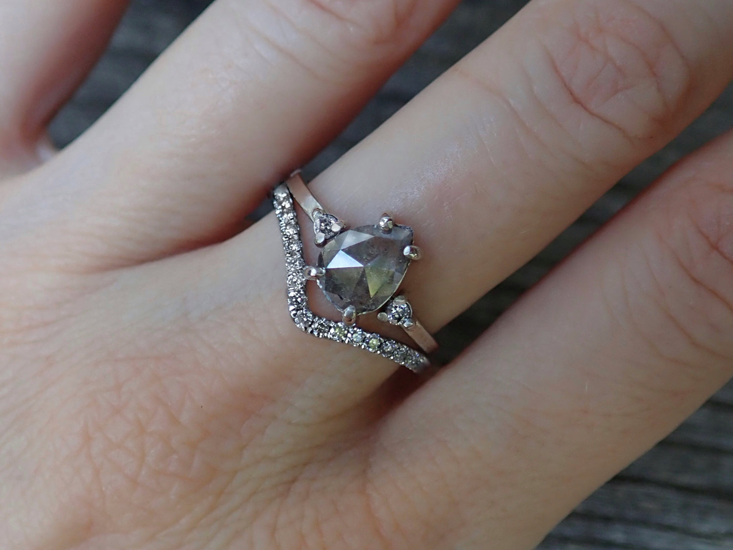 Pavé Chevron Diamond Wedding Band - Salt and Pepper Diamond Ring- mossNstone