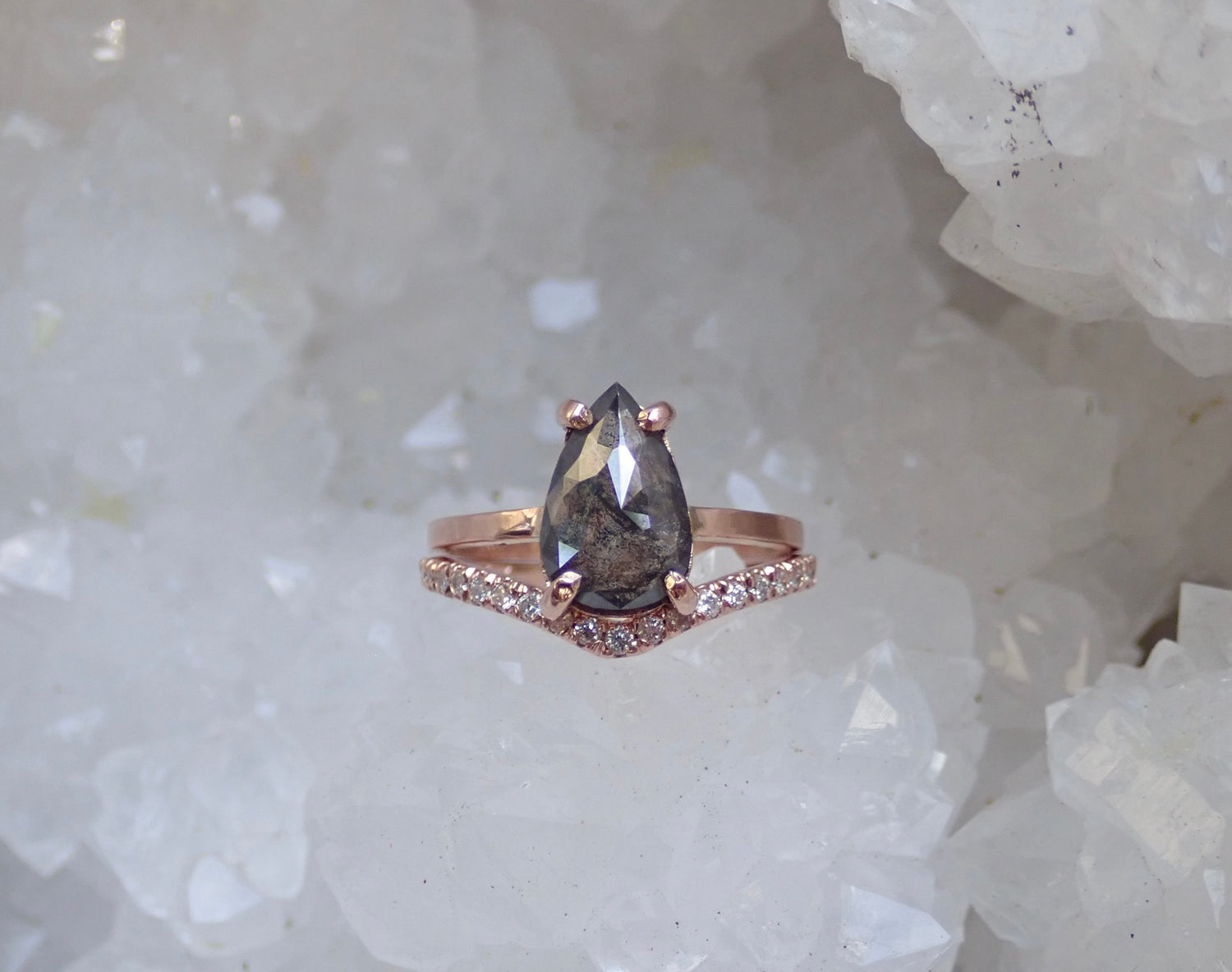 Pavé Chevron Diamond Wedding Band - Salt and Pepper Diamond Ring- mossNstone