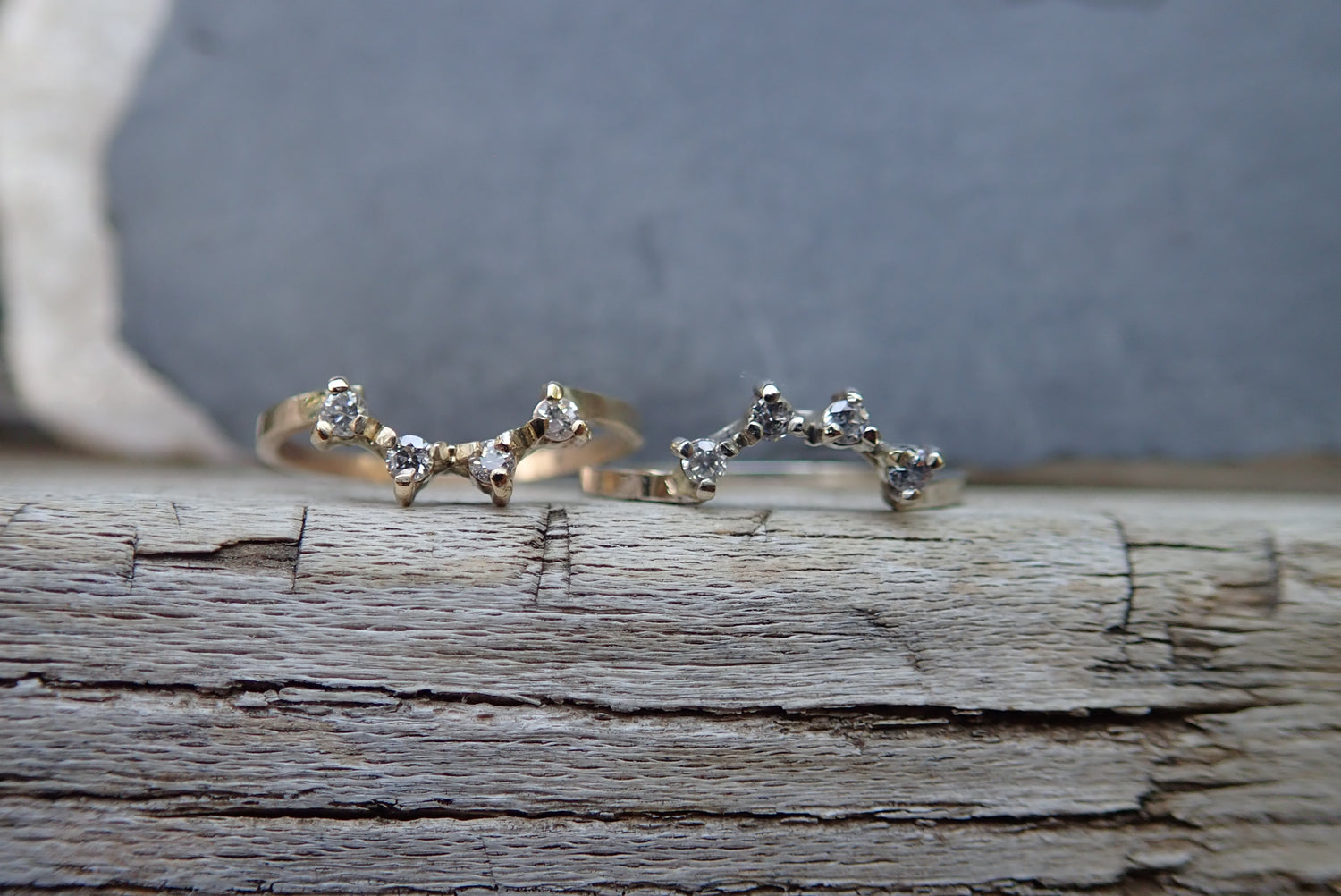 Crown Arc Diamond Ring mossNstone