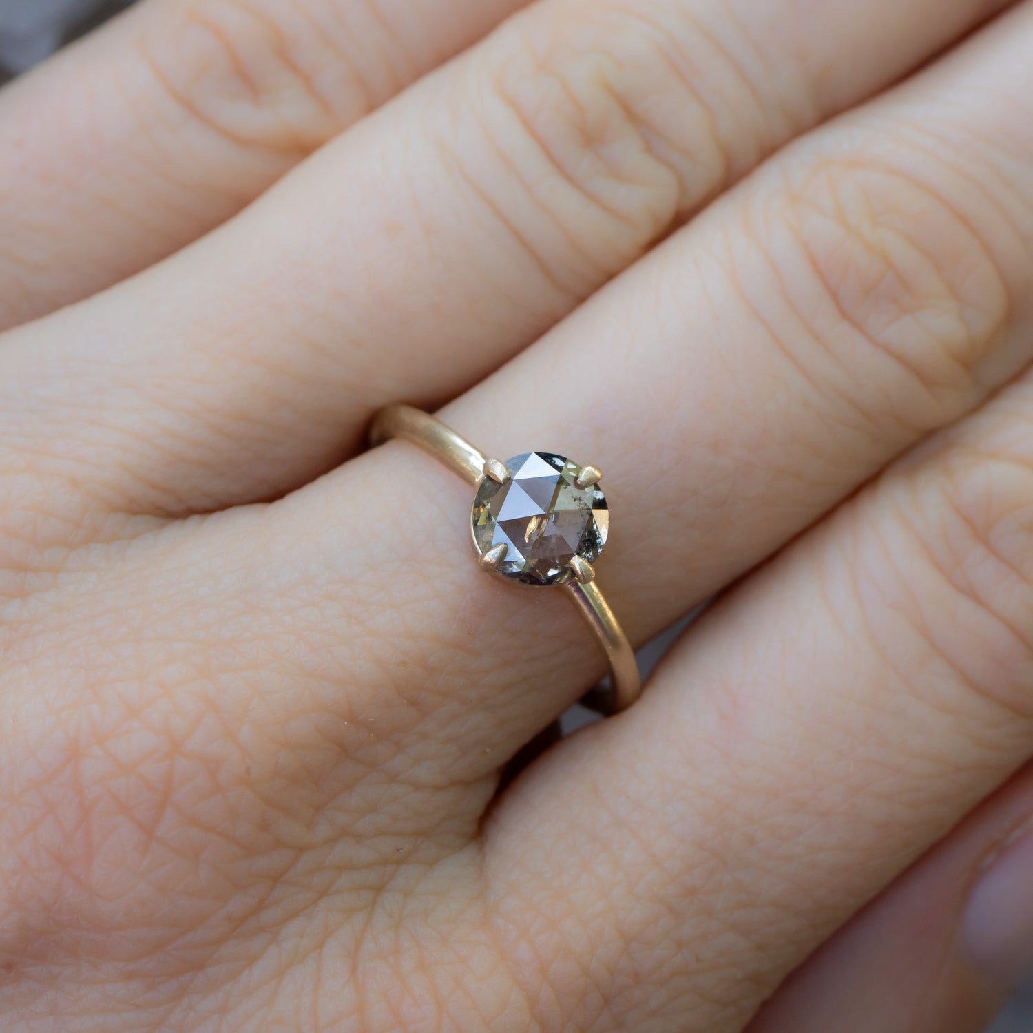 Round Salt and Pepper Diamond Ring, Rose Cut Compass Ring - Salt and Pepper Diamond Ring- mossNstone