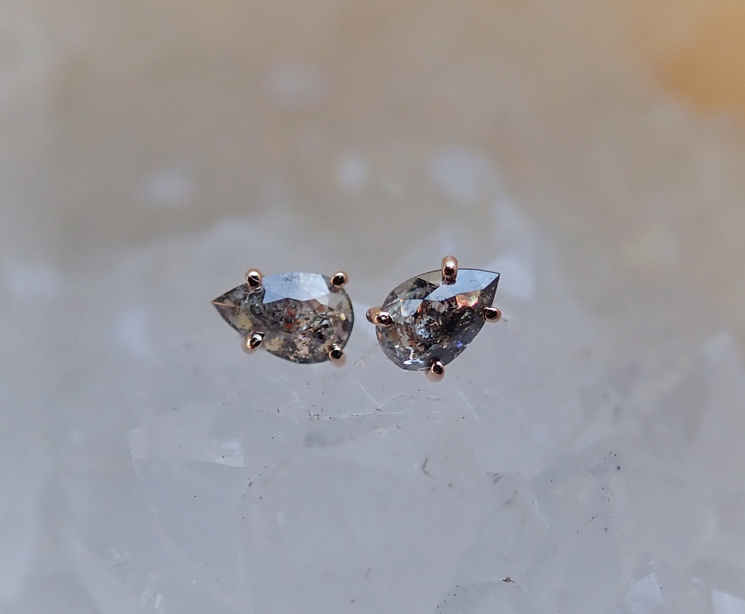 Salt + Pepper Diamond Stud Earrings - Salt and Pepper Diamond Ring- mossNstone
