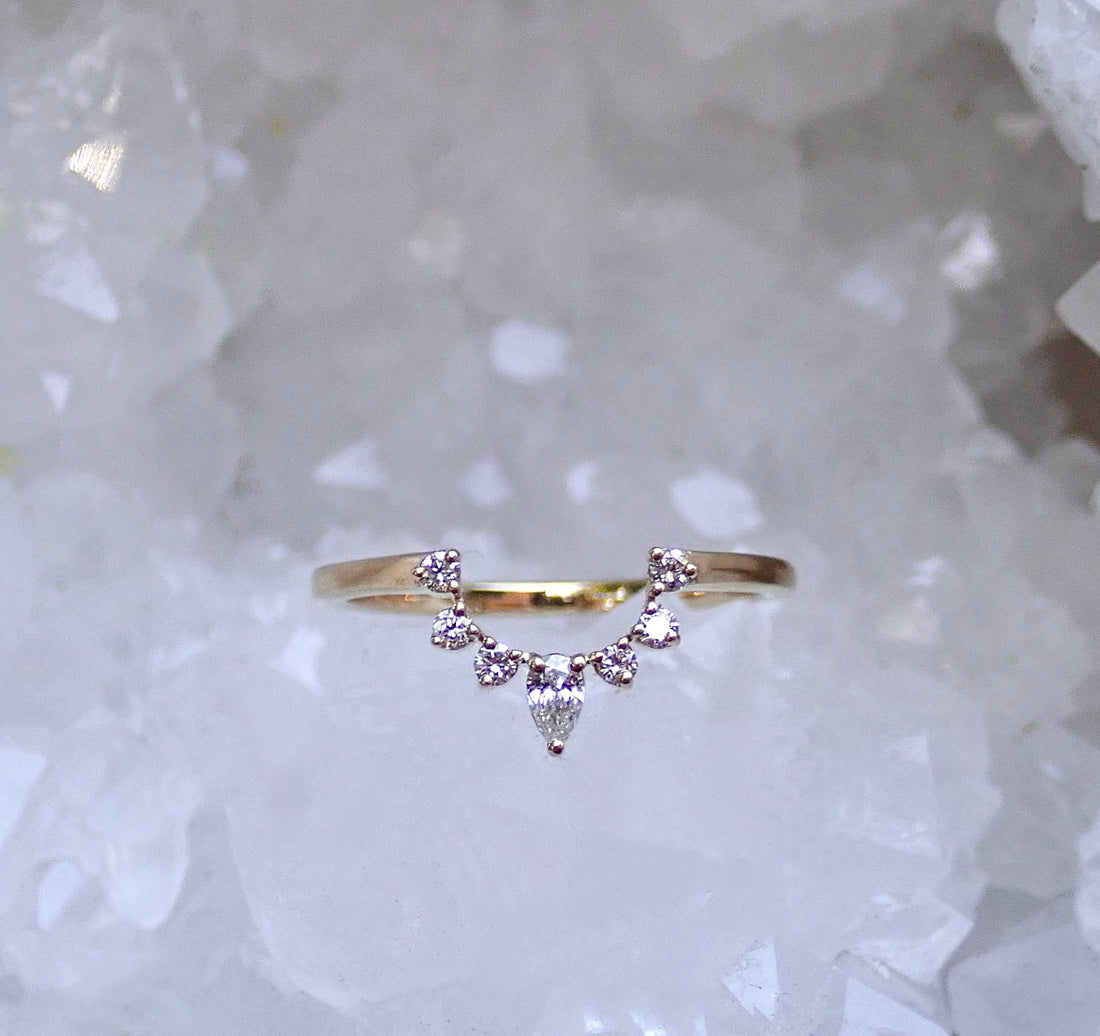 White Diamond Crown Ring - Salt and Pepper Diamond Ring- mossNstone