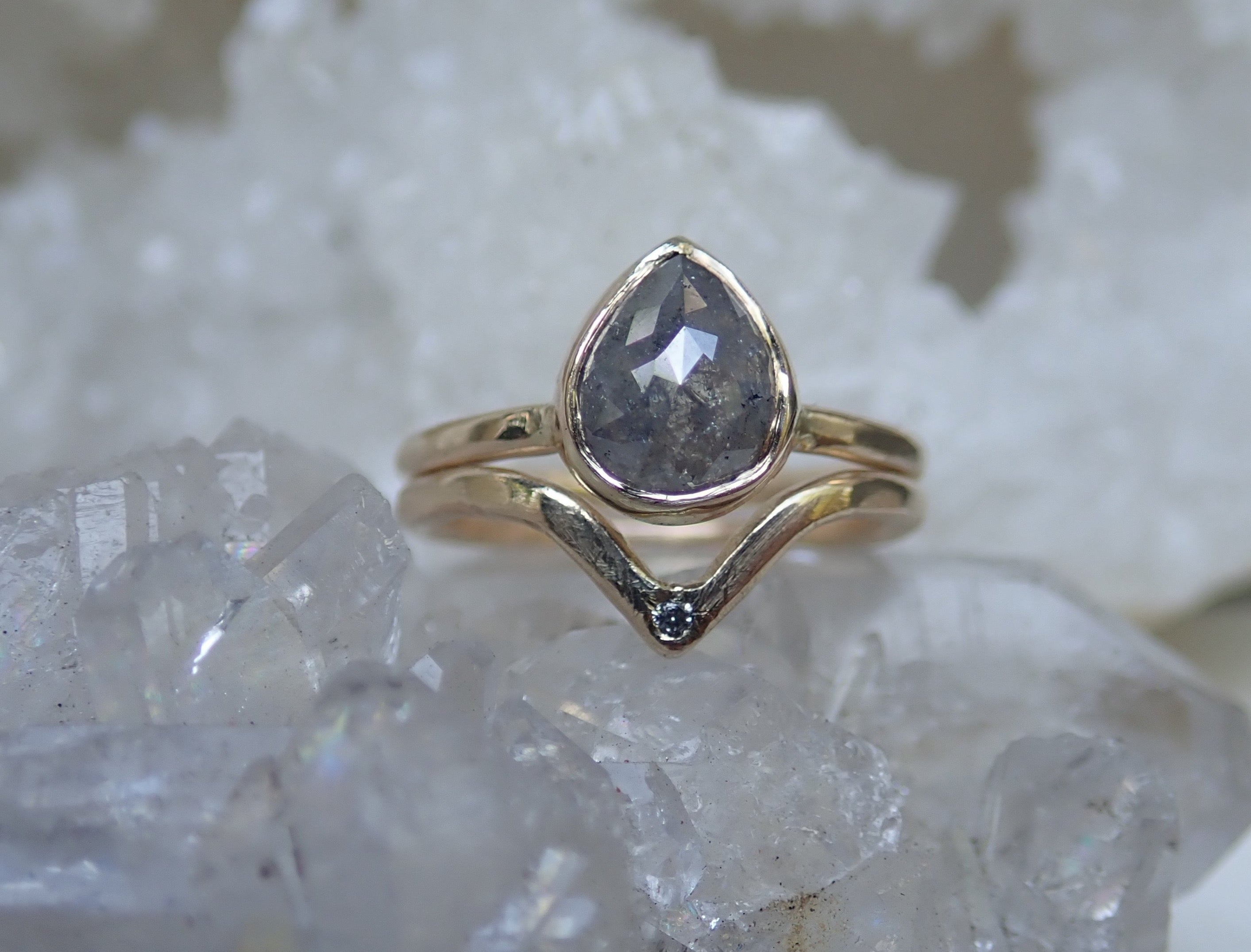 Chevron Band with Accent Diamond - Salt and Pepper Diamond Ring- mossNstone