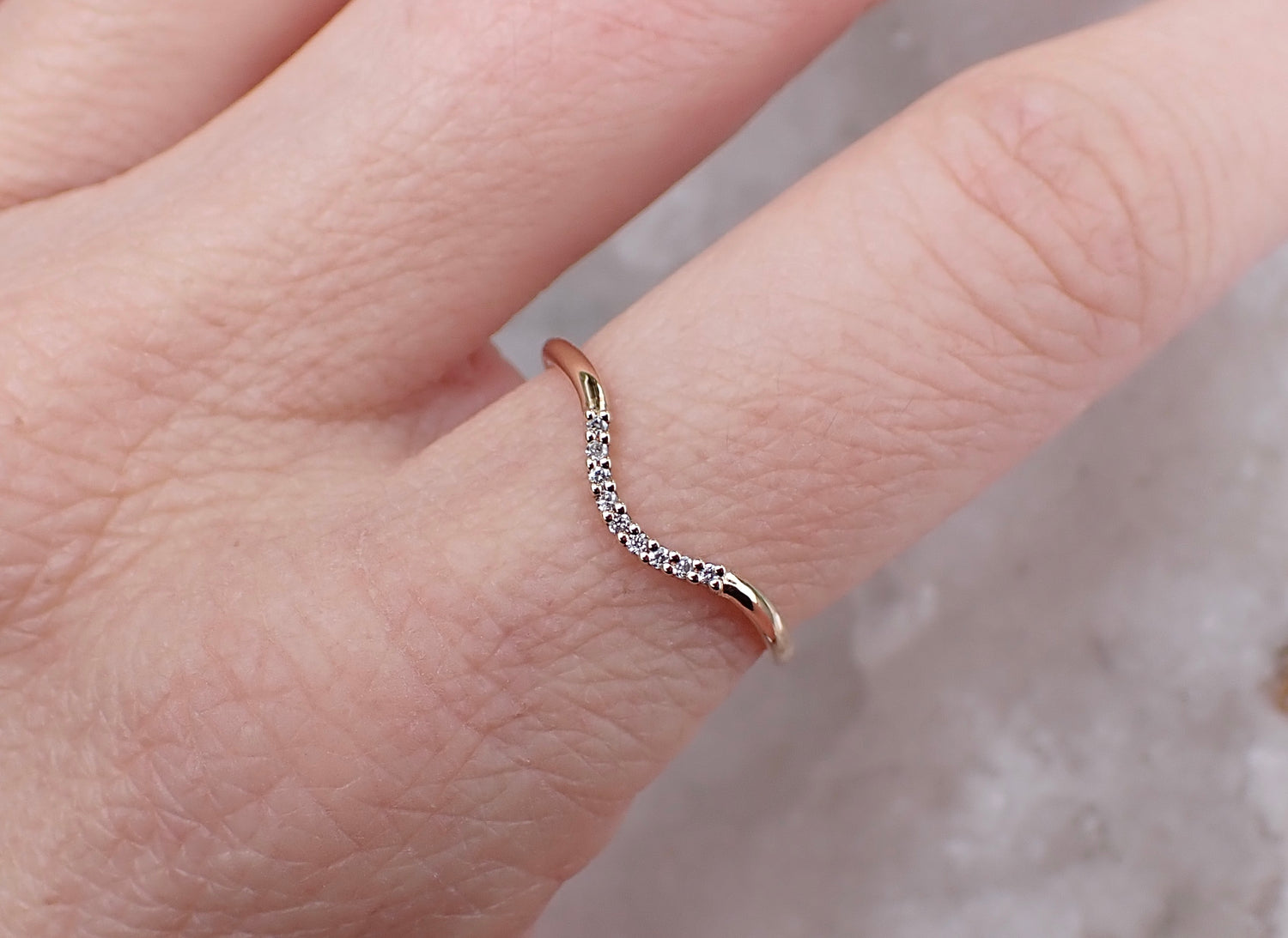 Petite Pavé Curved Wedding Band - Salt and Pepper Diamond Ring- mossNstone