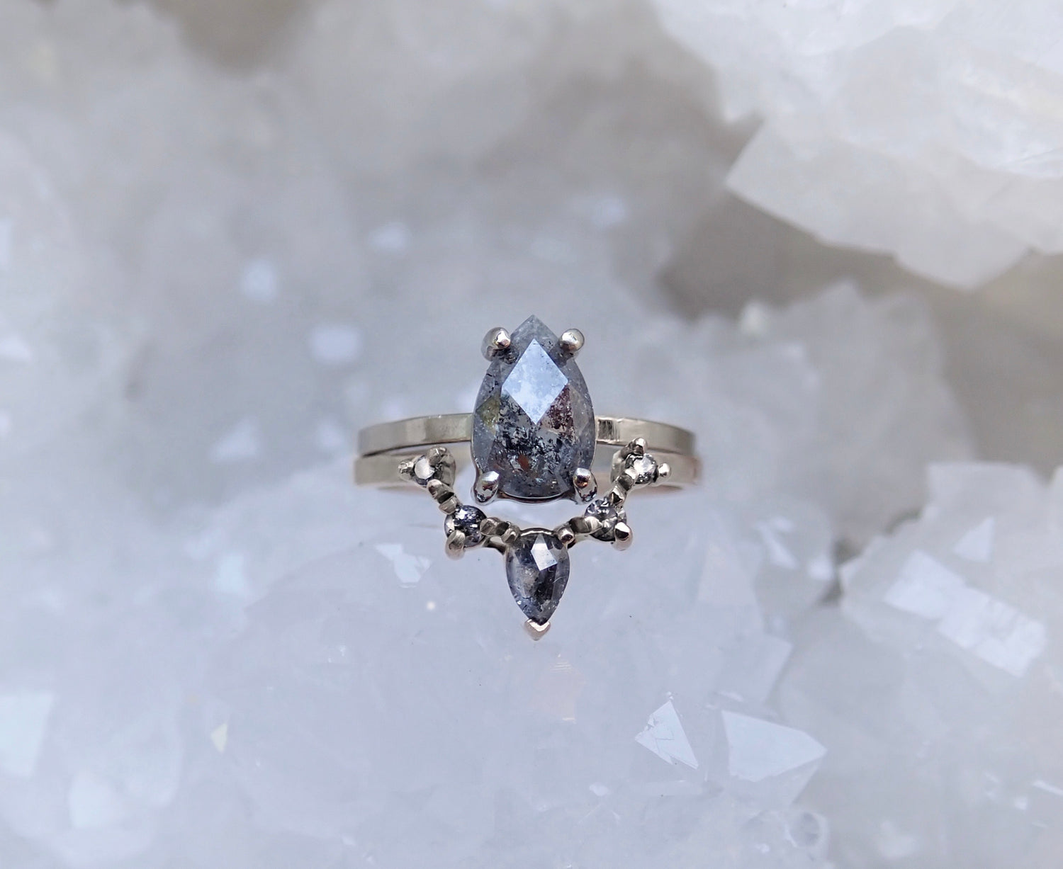 Inverted Diamond Crown Ring - Salt and Pepper Diamond Ring- mossNstone