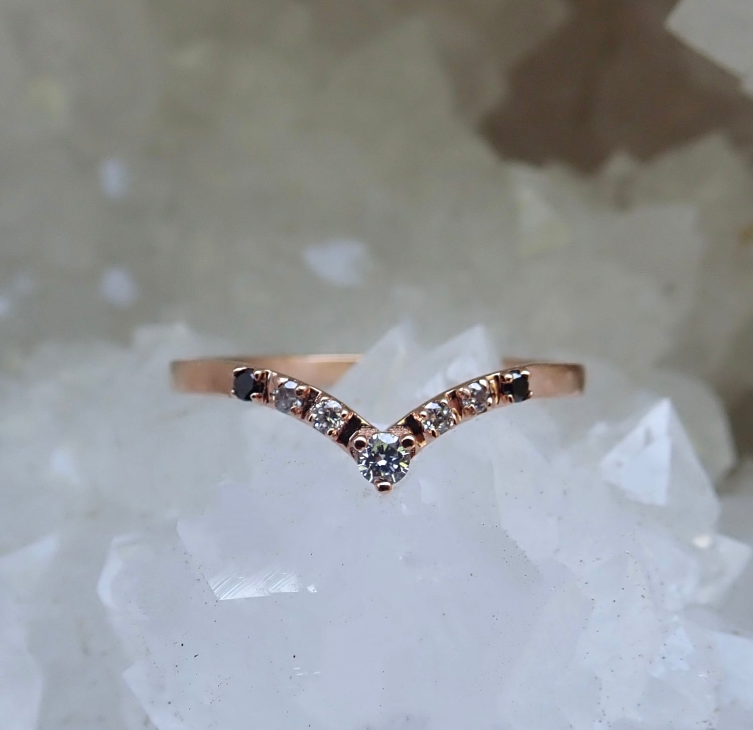 Chevron Ombre Diamond Accented Wedding Band - Salt and Pepper Diamond Ring- mossNstone