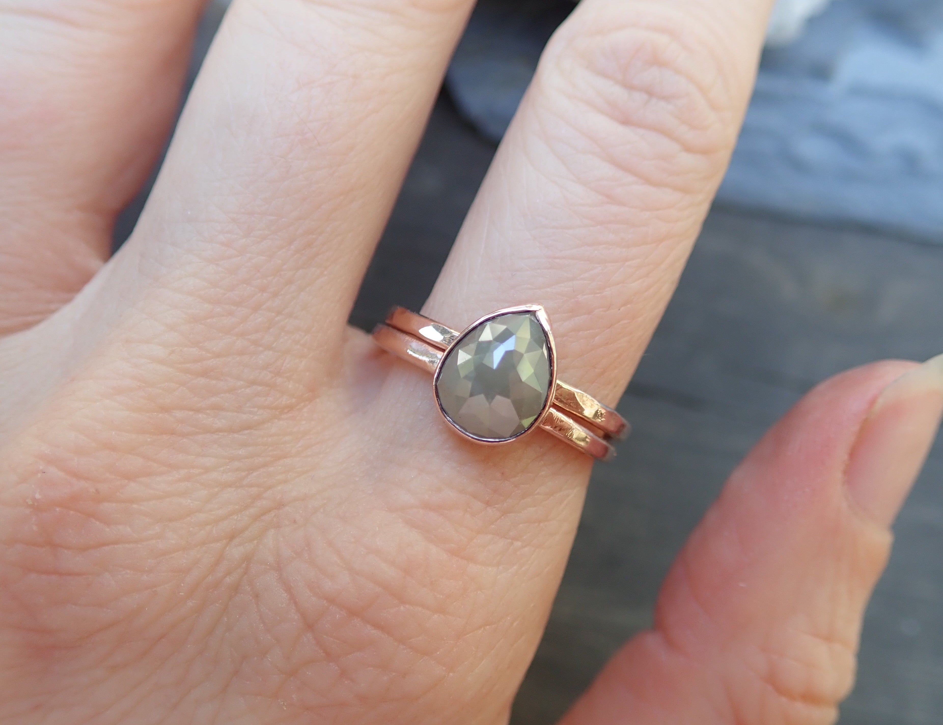 Hammered Band - Salt and Pepper Diamond Ring- mossNstone