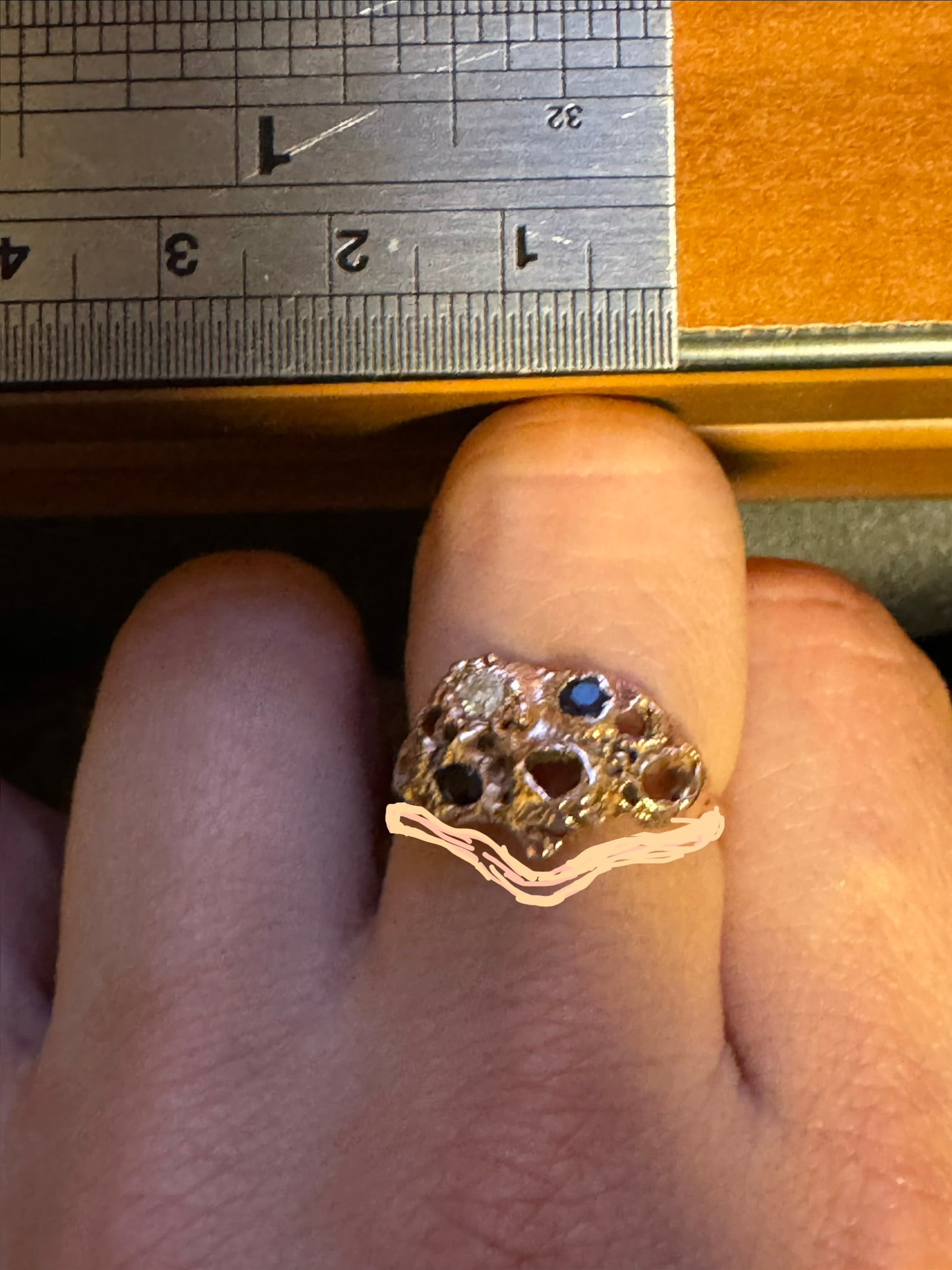 Custom curved band for Tina