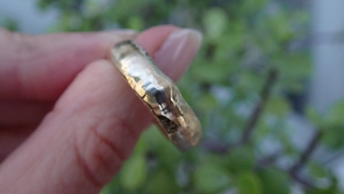 Polished vs. Satin Boulder ring
