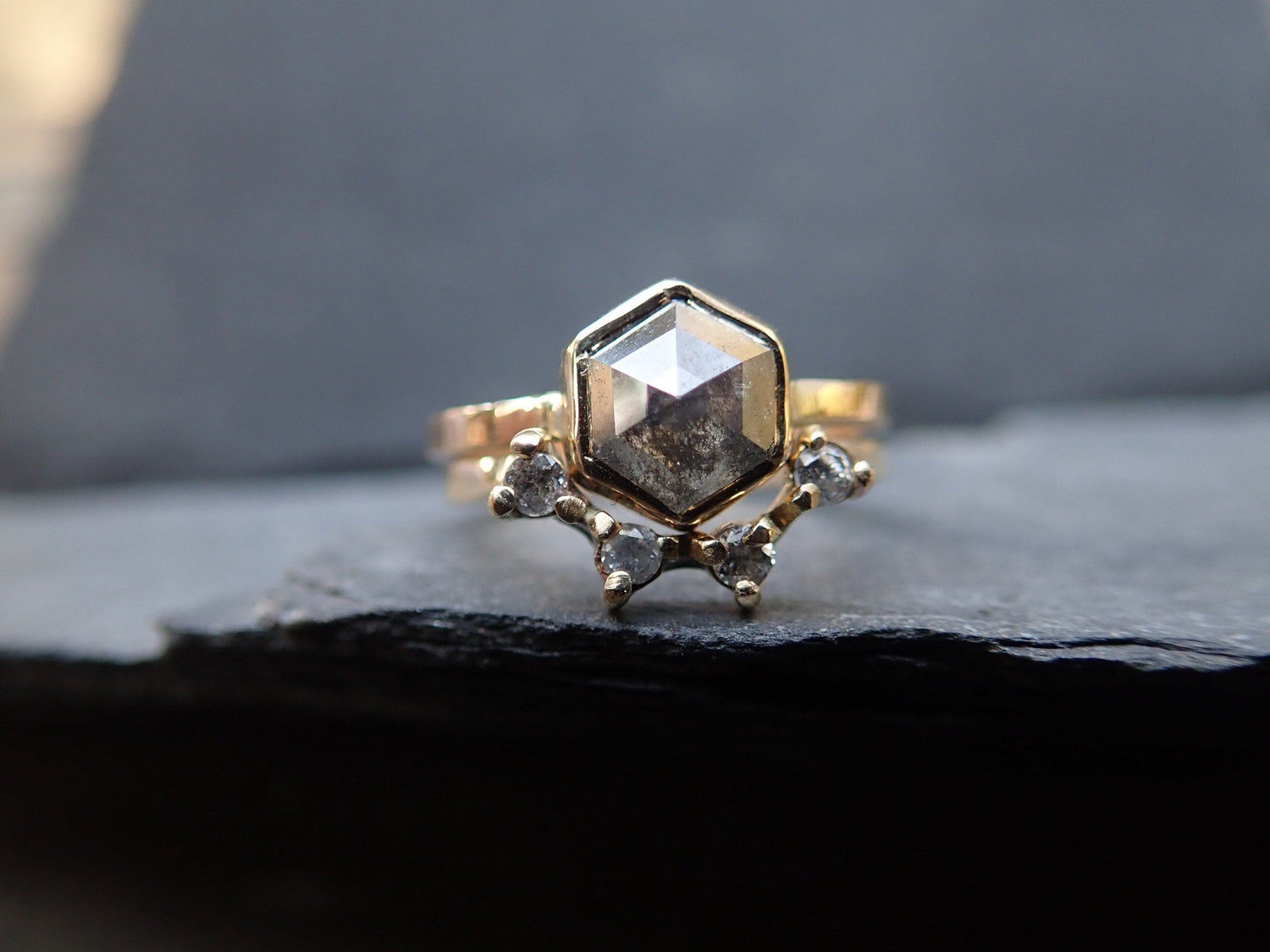 Crown Arc Diamond Ring - mossNstone