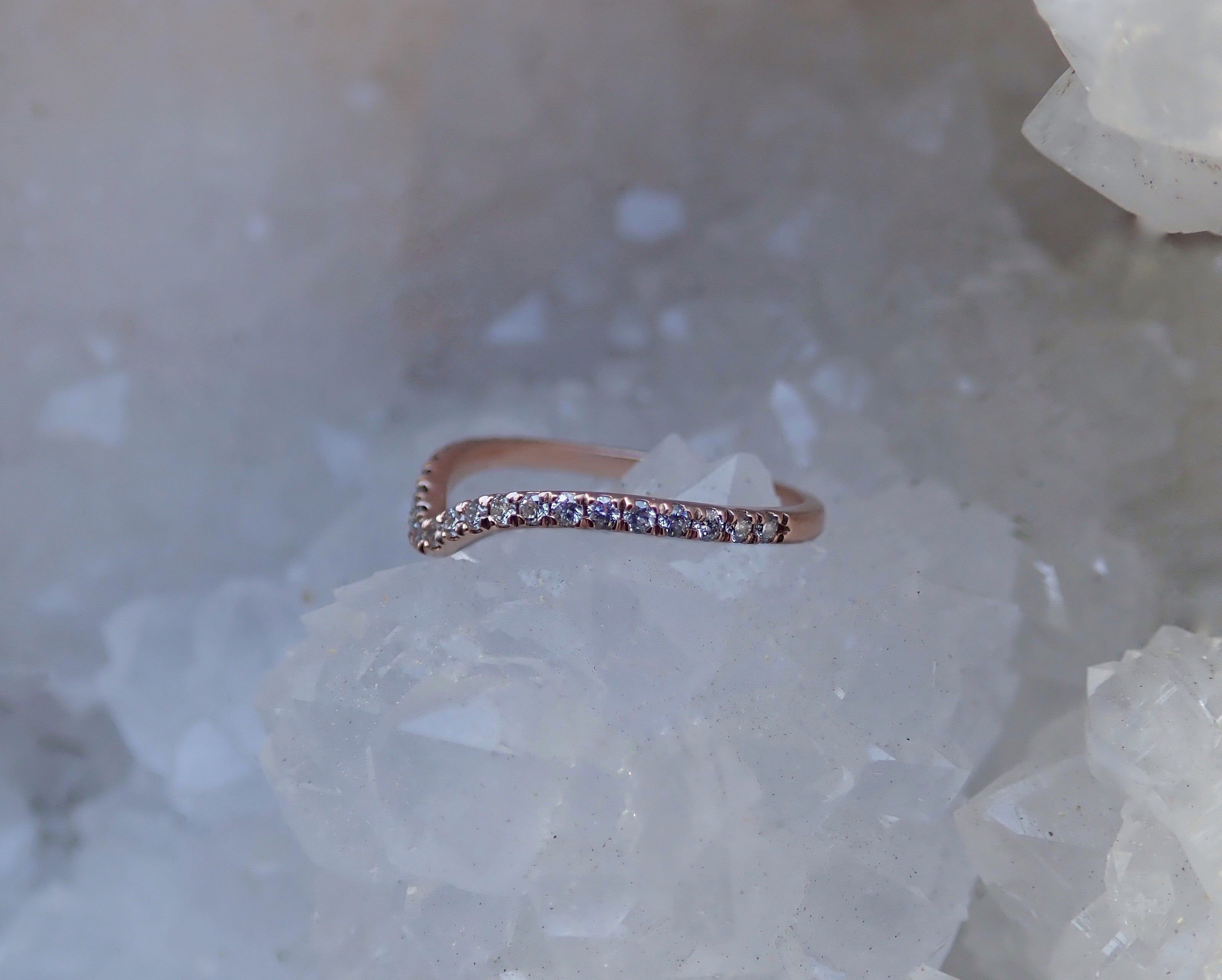 Pavé Chevron Diamond Wedding Band - Salt and Pepper Diamond Ring- mossNstone