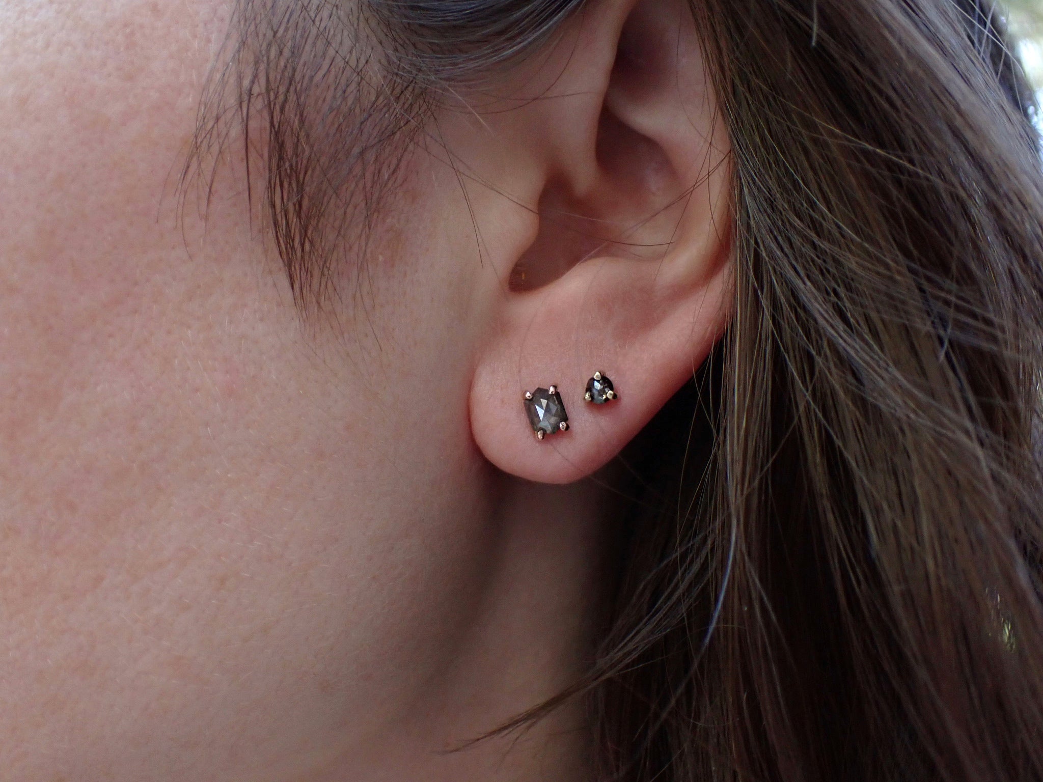 Salt + Pepper 3.5 mm Round Diamond Stud Earrings - mossNstone