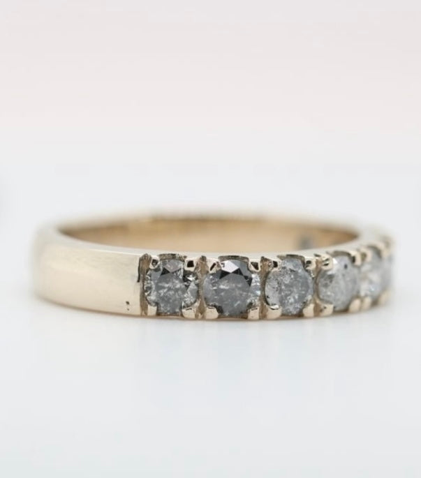 Cusom xl pavé band for Jacque - mossNstone