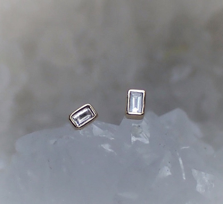 Baguette Diamond Stud Earrings, Solid 14k Gold - mossNstone