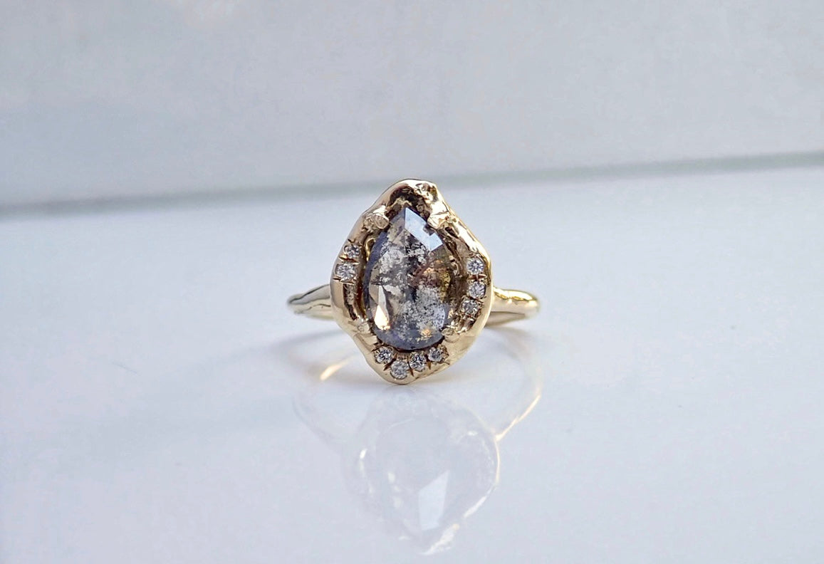 Salt and Pepper Pear Diamond Ring Set, Scattered Halo, Hand Carved in 14k Yellow Gold - mossNstone
